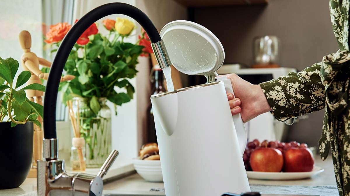 Best electric outlet kettles canada